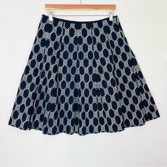 Jones New York Navy Blue & White Celtic Knot Pleated Cotton Skirt Size 8 EUC - Picture 2 of 10